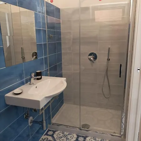 Luisa Марина-ди-Камерота