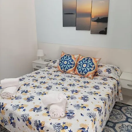 Luisa Марина-ди-Камерота